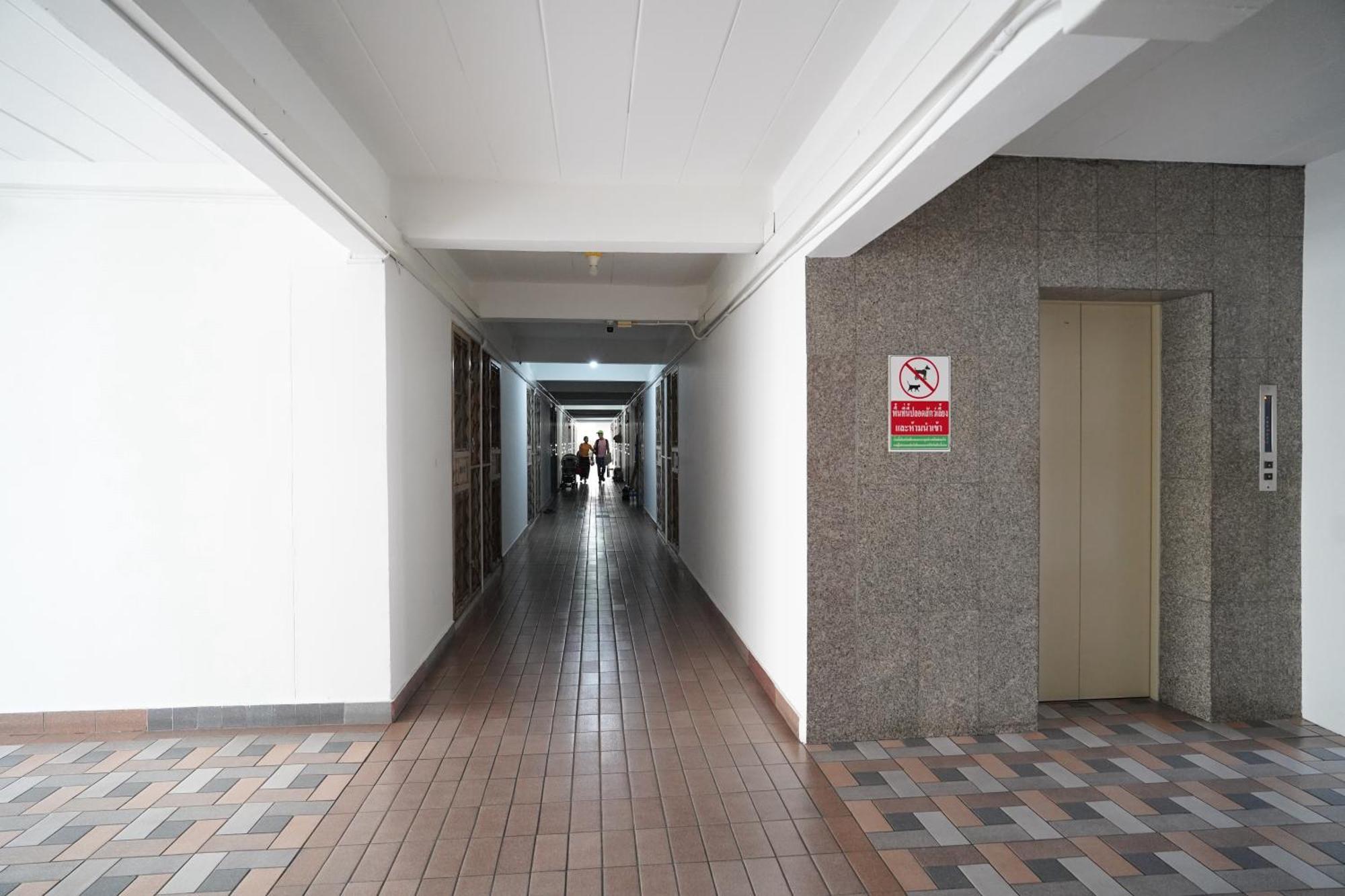Apartamento Modern Art - Lat Phrao Near Mrt Mahat Thai